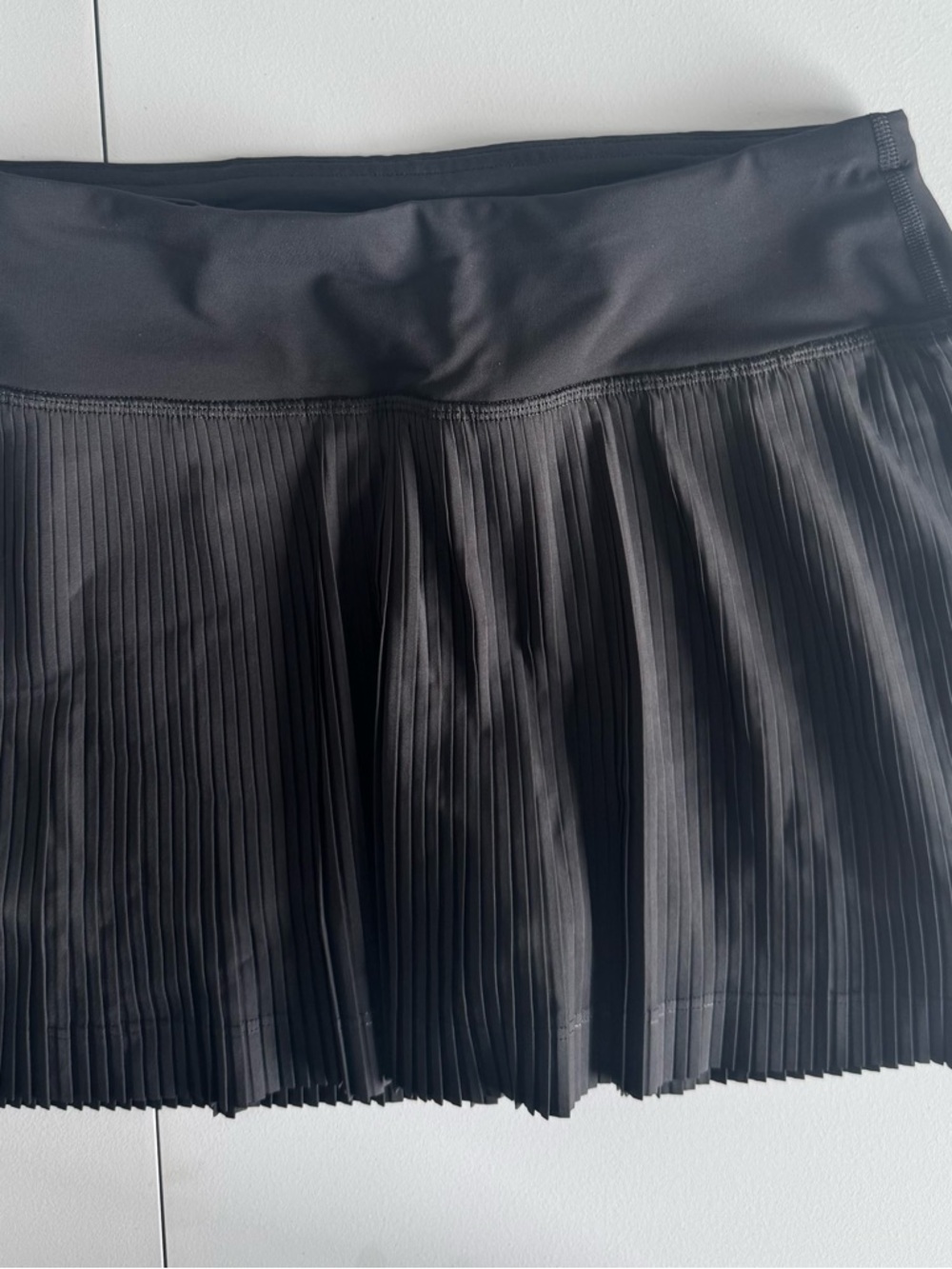 Lululemon Athletica Black Pleat to Street Skirt Size 2 - Picture 8 of 9